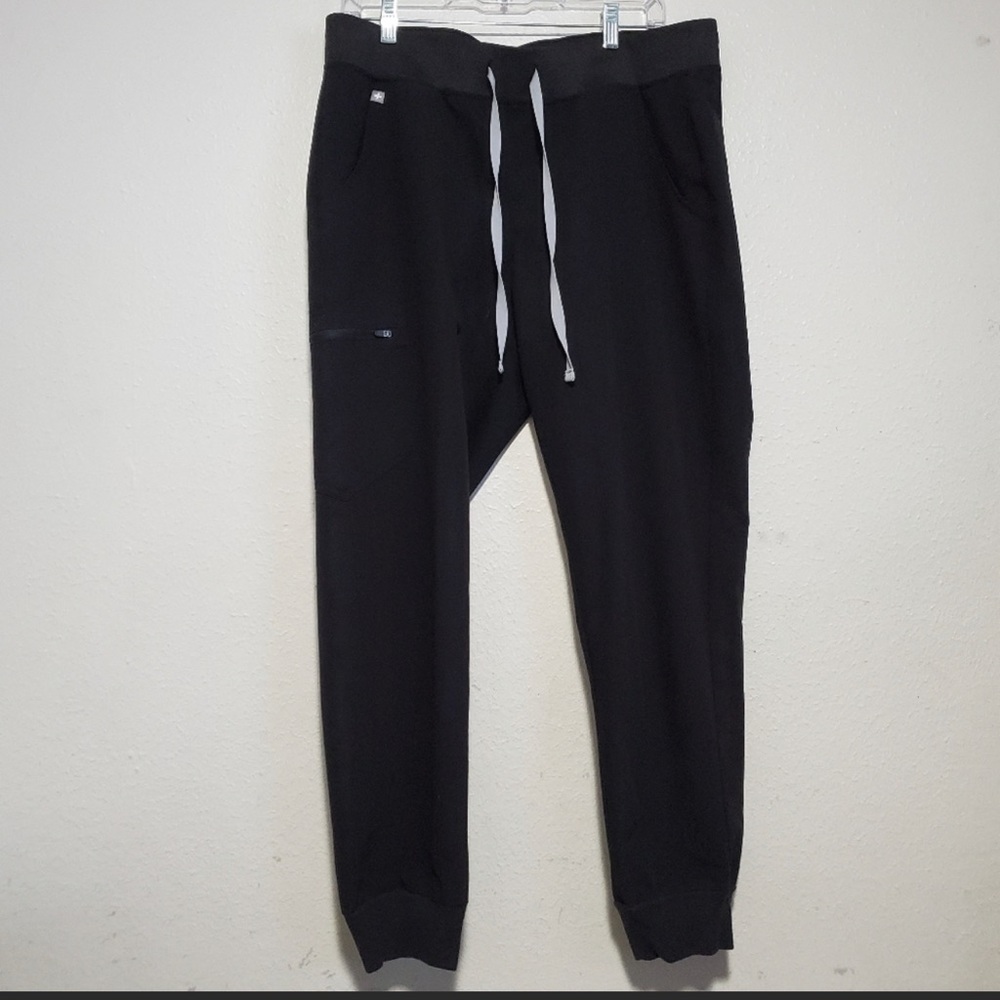 Figs Zamora black jogger pants scrubmedical nurse